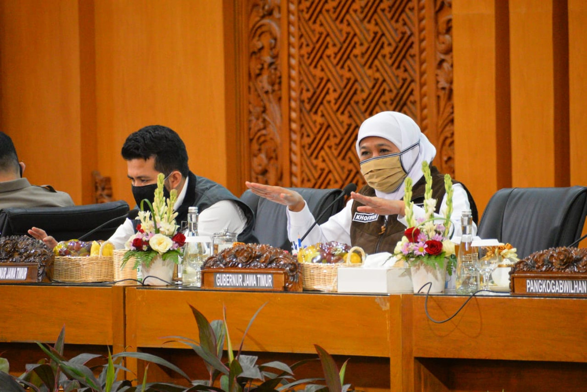 Gubernur Jatim Gubernur Jatim