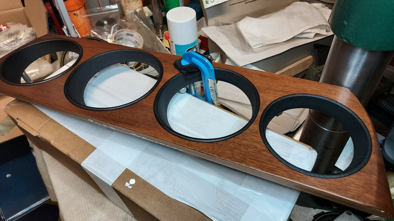 611688DC-16A8-401A-BCDA-6FF2EE081C69