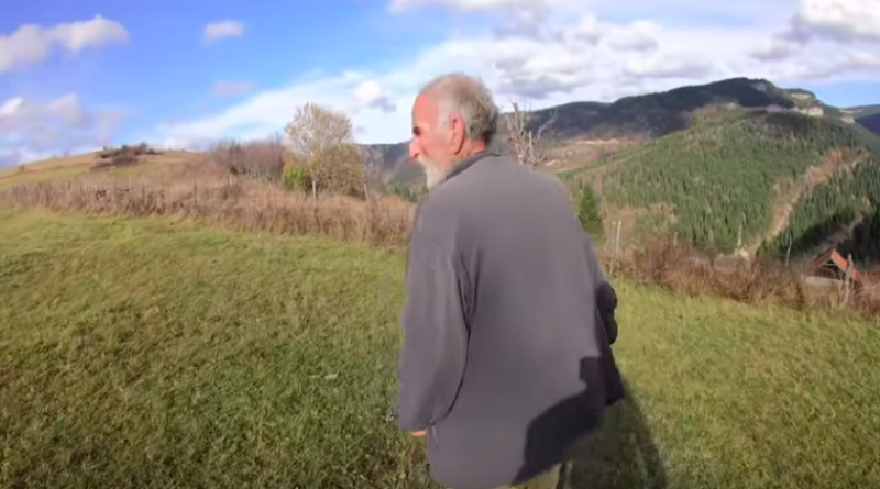 SREDNJA BOSNA: Vjerovali ili ne, već 16 godina živi kao Robinzon