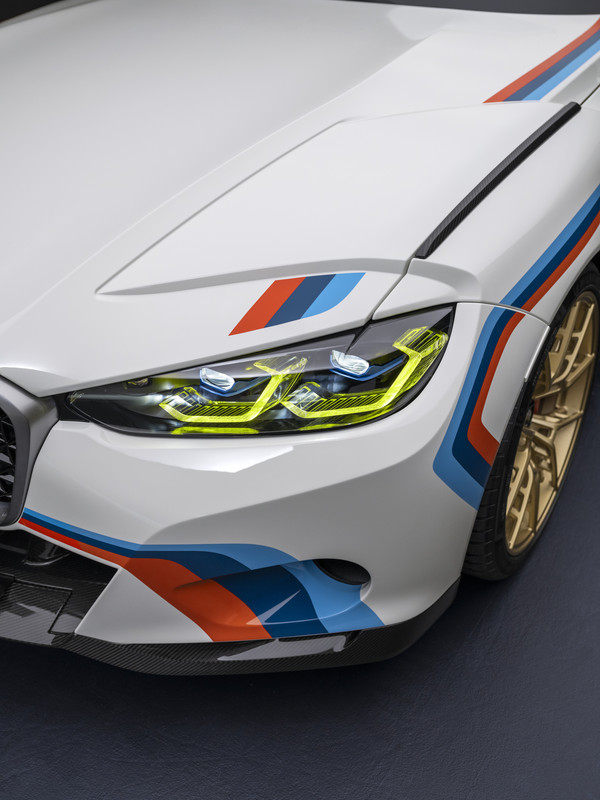 P90488901_highRes_the-bmw-3-0-csl-stat