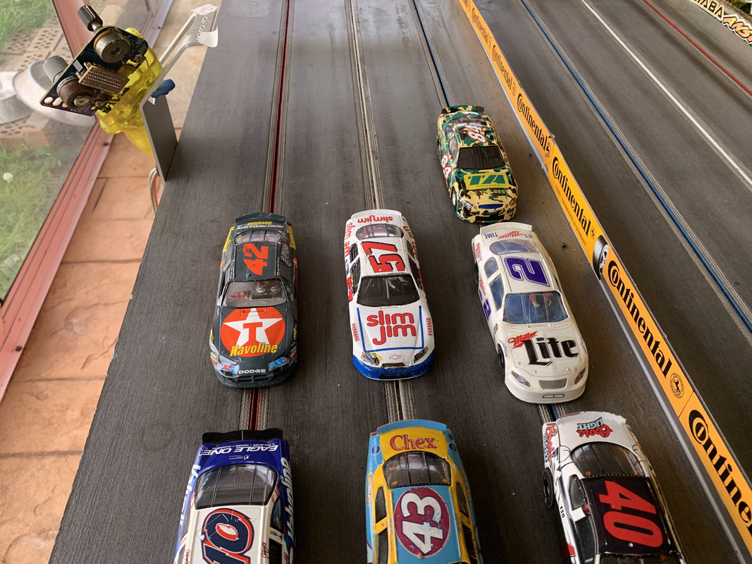 F5F448B3-2437-4716-9B51-30F0094731CA