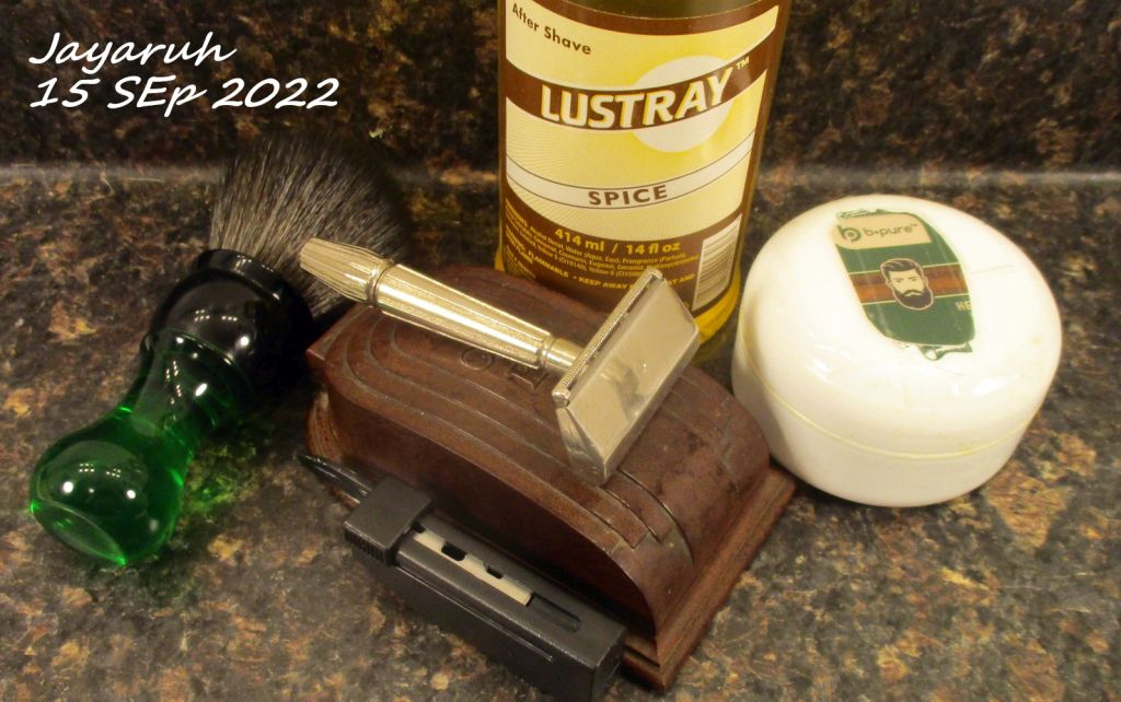 [Image: sos220915.jpg]