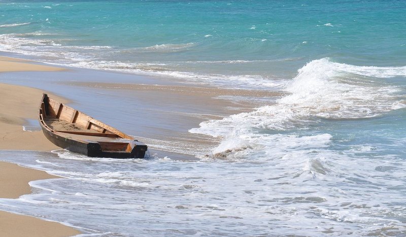 Bote de migrantes Bote de migrantes