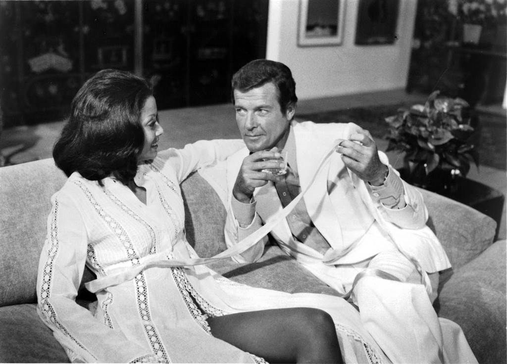 roger_moore_b33