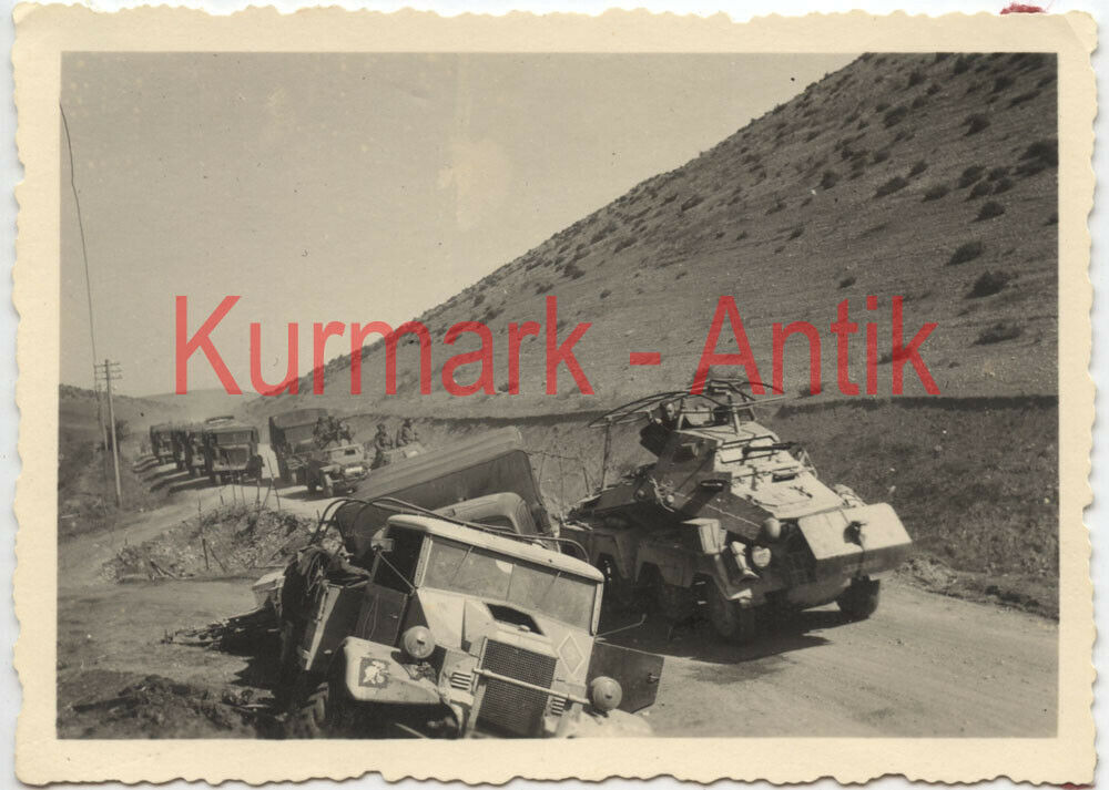 Foto Wehrmacht Panzer Spähwagen 232 Griechenland Beute Panzer En