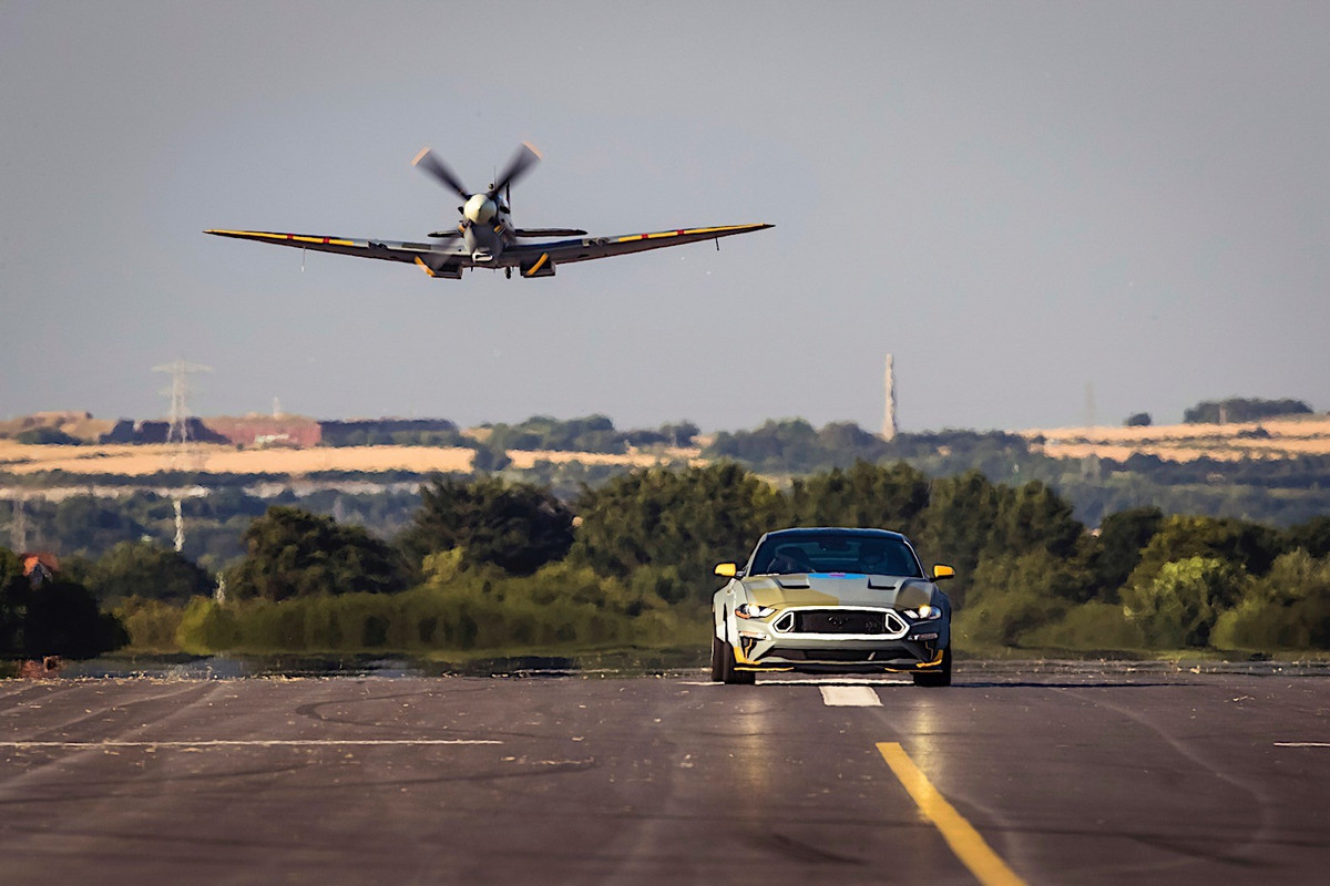 Ford Mustang GT Eagle Squadron  (34)
