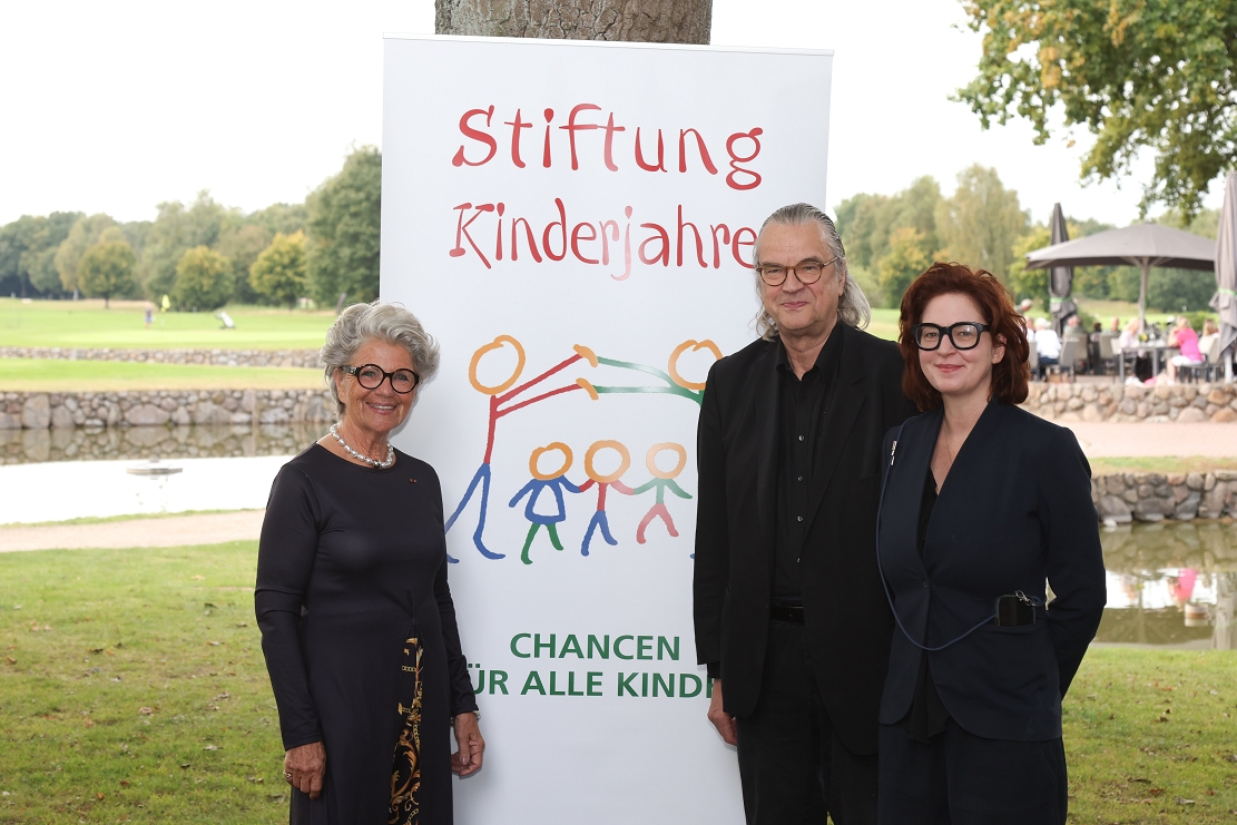web_Hannelore Lay und Ulrich Waller und Indian Summer 2025 Stiftung Kinderjahre (c) Wallocha (69)