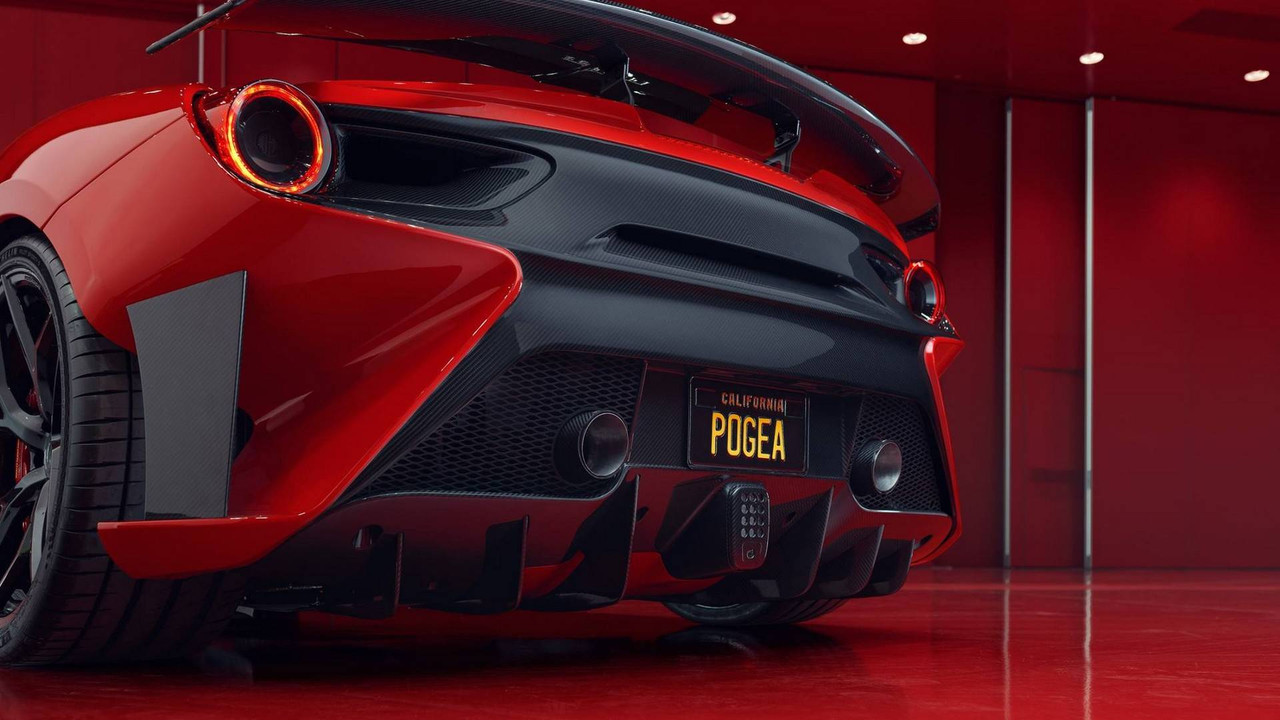 Ferrari 488 Pista by Pogea Racing FPlus Corsa (17)