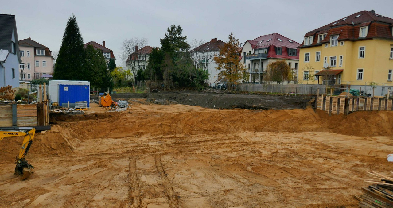 Bild: https://i.postimg.cc/L8FfwzNq/P1130833.jpg