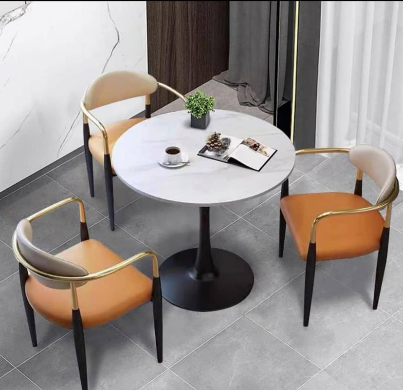 3 Seaters Dining set