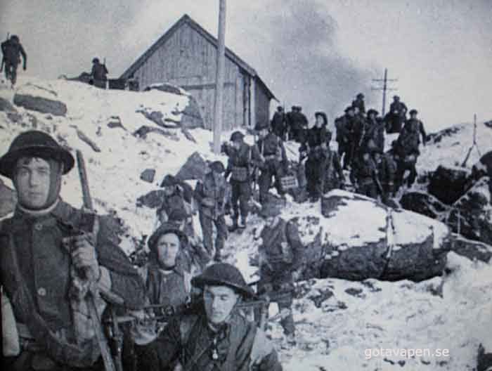 Paracaidistas en noruega