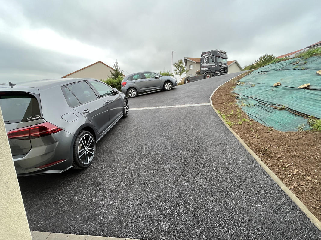 96B84F7F-7864-4073-A6C0-B5B2D145310C