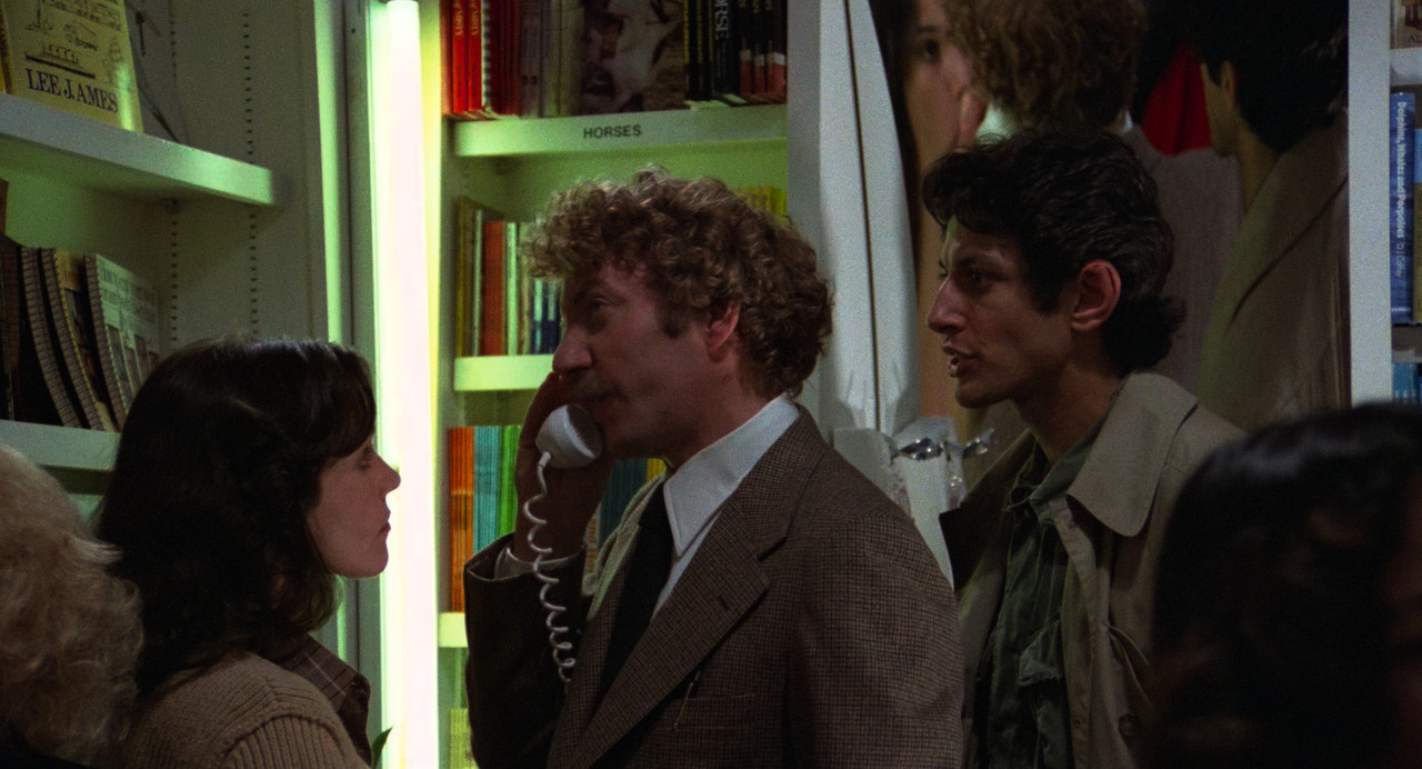 Invasion of the Body Snatchers (1978)-00_29_26-42389