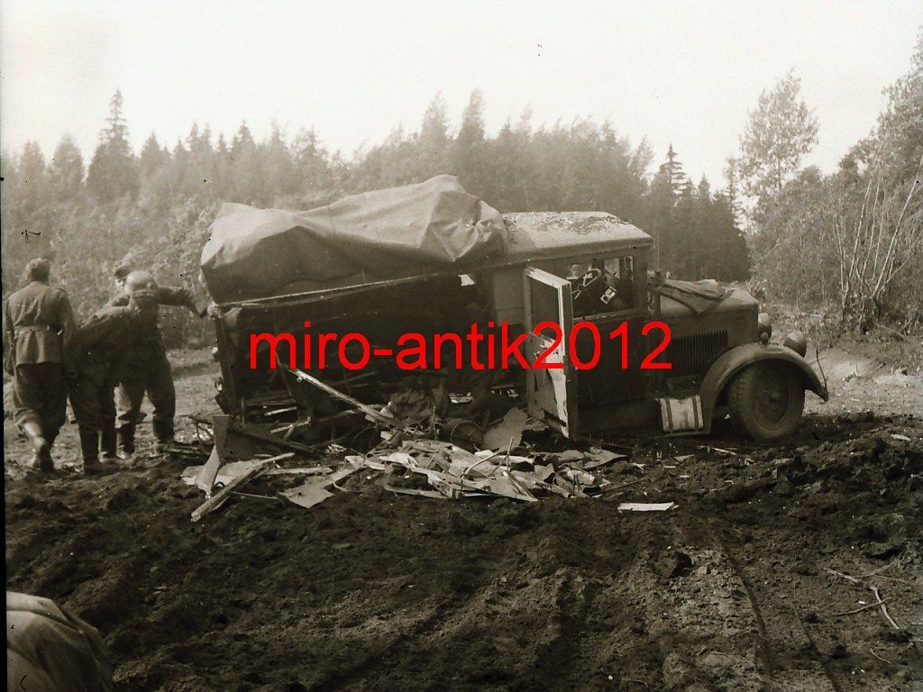 Wehrmacht, zerstörter LKW, Nahaufnahme, Russland
