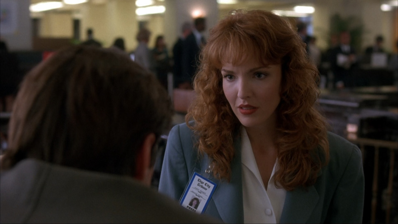 The Mask (1994).mkv_snapshot_00.29.58_[2018.02.12_22.15.46]