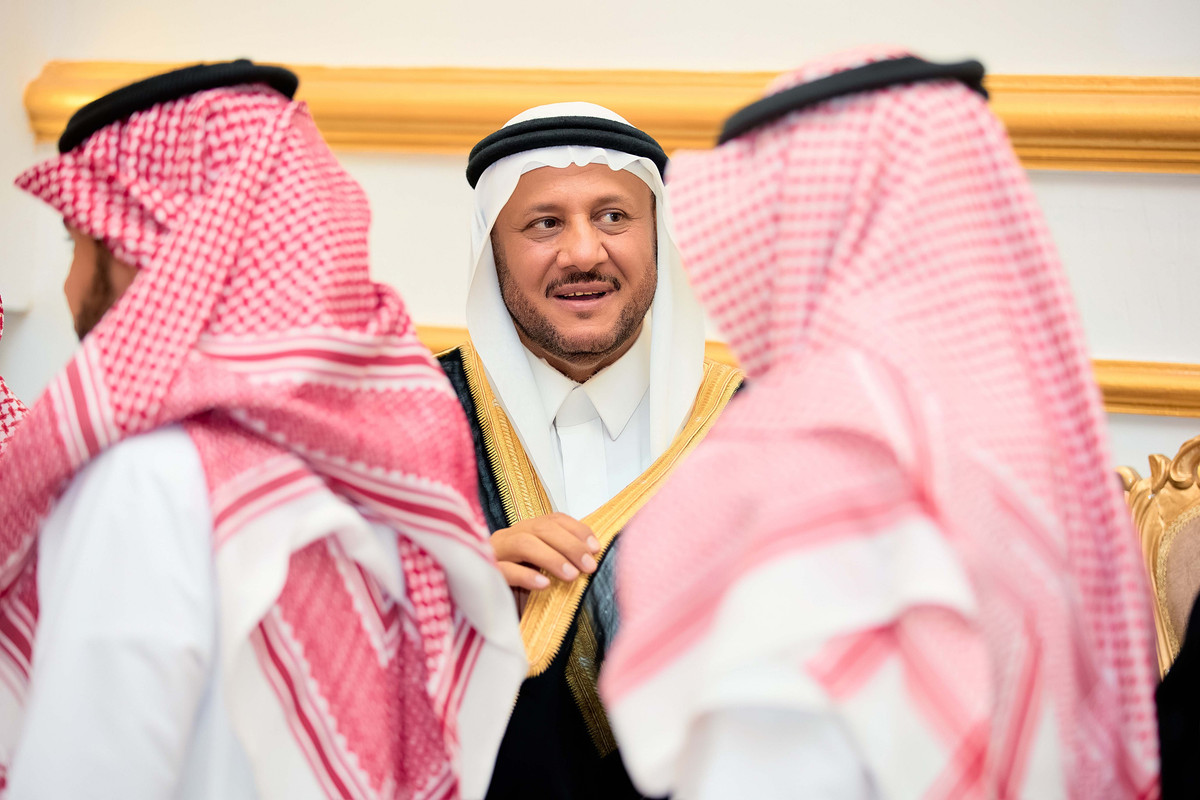 Freelancers-BN7-A4050