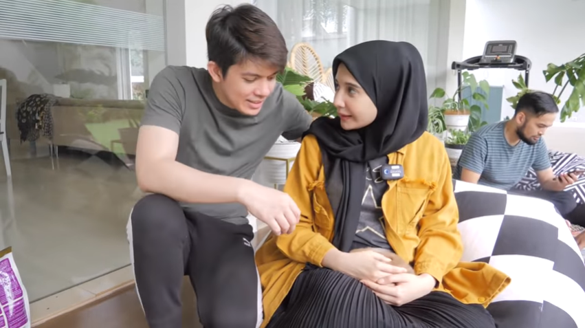 Zaskia Sungkar dan Irwansyah