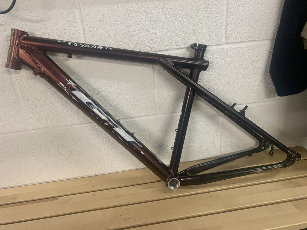 395EA5AE-FD8B-4E99-9263-A1FC0A9E30E1