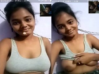 Cute Indian teen nudes on video call with lover