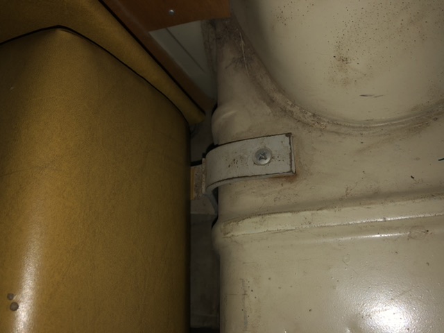 050A48EF-0B47-4B41-94D6-CBC4BAB9B037