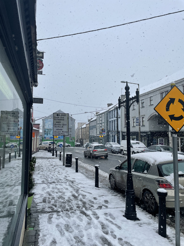 FB7FA9FE-F700-406C-AD83-063341D2F968