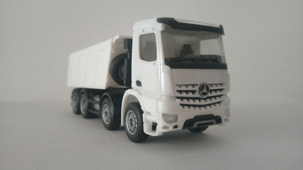 Mache (9342)