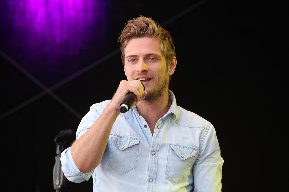 jorn-schlonvogt-1202320-960-720.jpg