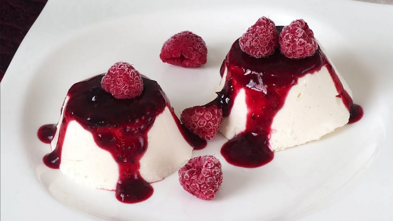 Endulza tu tarde con este flan de frutos rojos