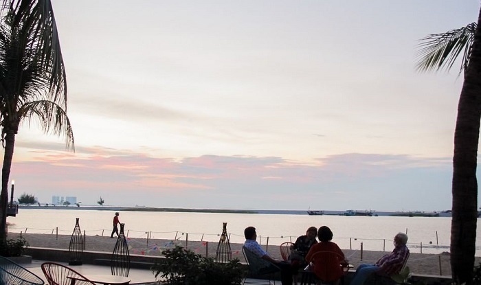 Ombak Laut Ancol