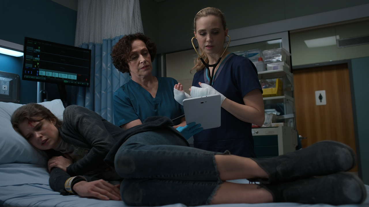 The.Good.Doctor.S03E19.Hurt.1080p.10bit.AMZN.WEB-DL.AAC5.1.HEVC-Vyndros.mkv_snapshot_24.02_[2020.03.