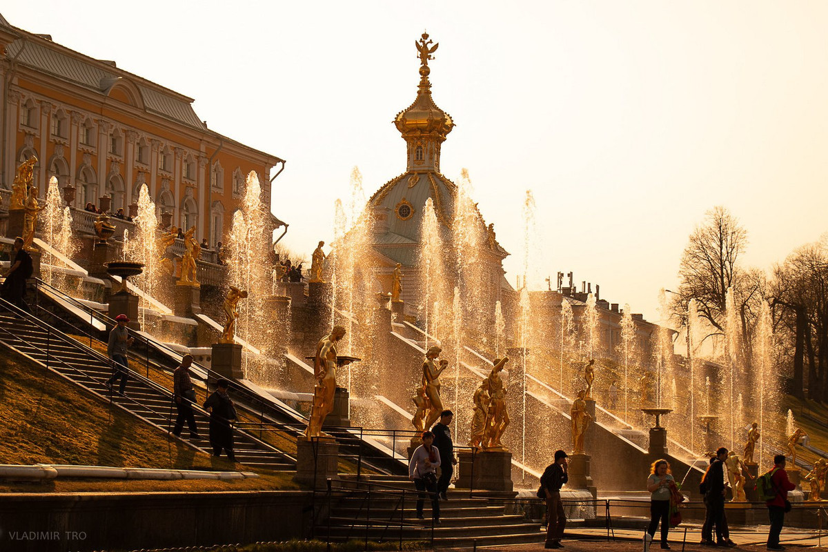 gold-peterhof.jpg