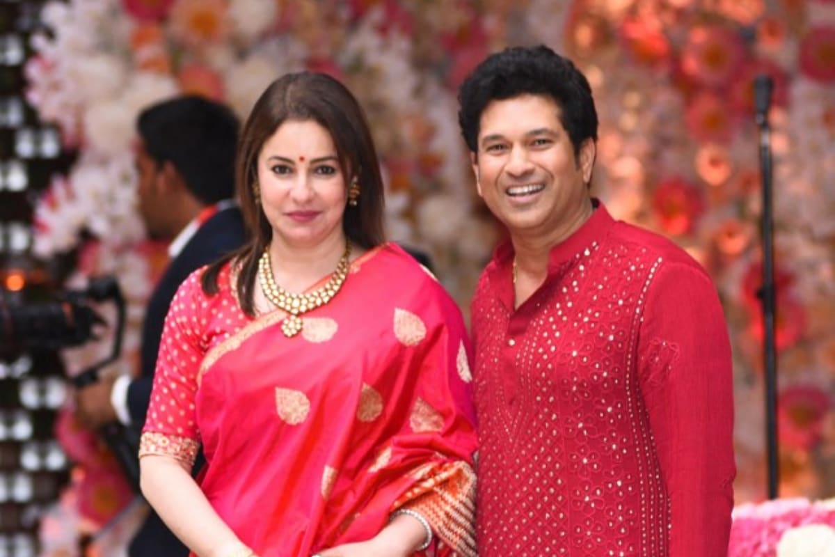 Sachin with his wife Anjali
