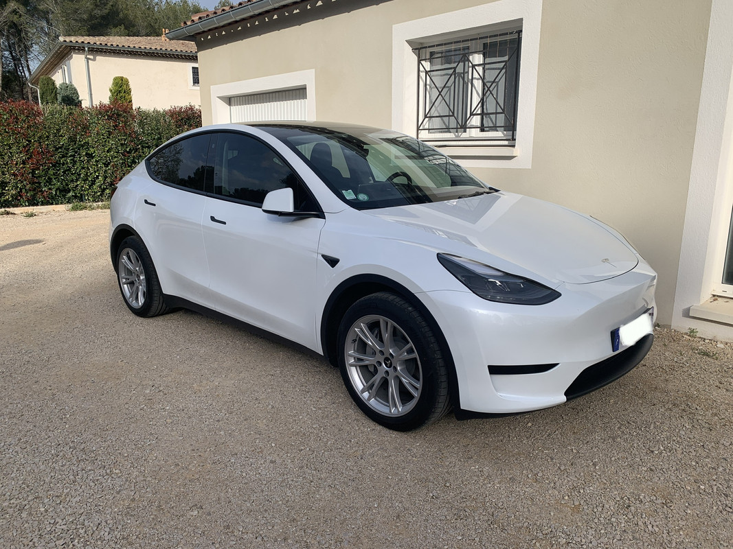 24202E79-DA8A-4509-9145-CDCA0EB0C47B