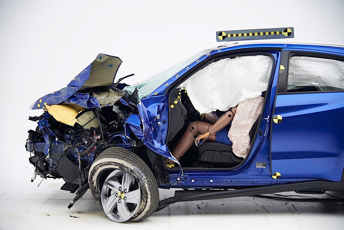 2019 Honda HR-V crash tested (4)