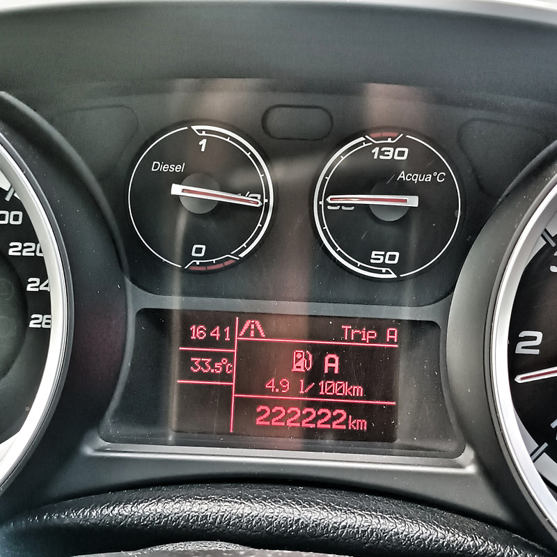 1000163805