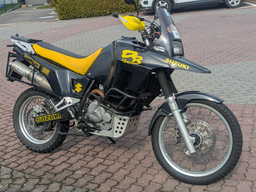 DR 800