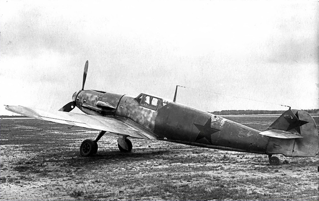 Évaluation soviétique des avions de la Luftwaffe capturés Messerschmitt-Bf-109-G2-R6-II-JG3-WNr-14513-Stalingrad-captur-par-les-Sovi-tiques-17-janvier-1943-07
