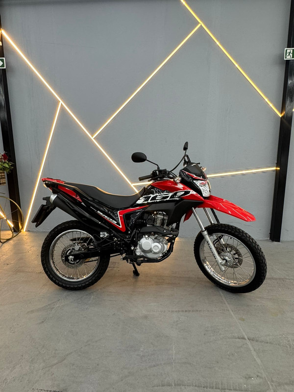 Foto principal da moto