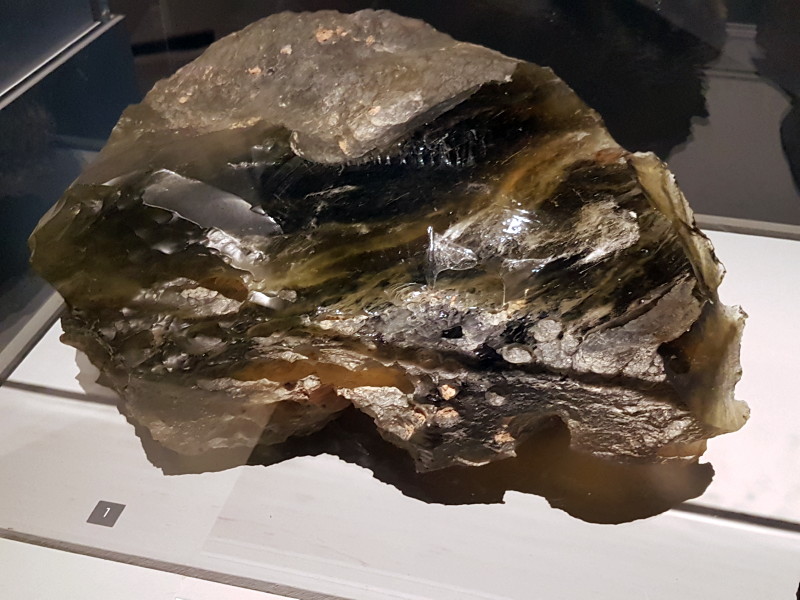 Lechatelierite - Page 5 56-B2-EB1-A-1-C40-42-E6-9351-1-BEA0-F057-FBD