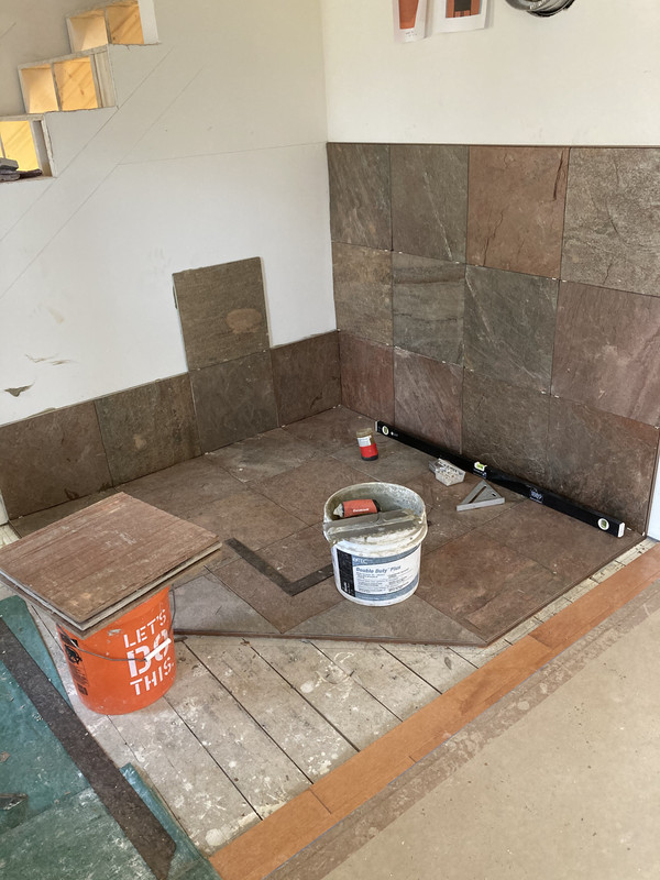 8685561F-8058-40FE-8BCB-8D560679218D