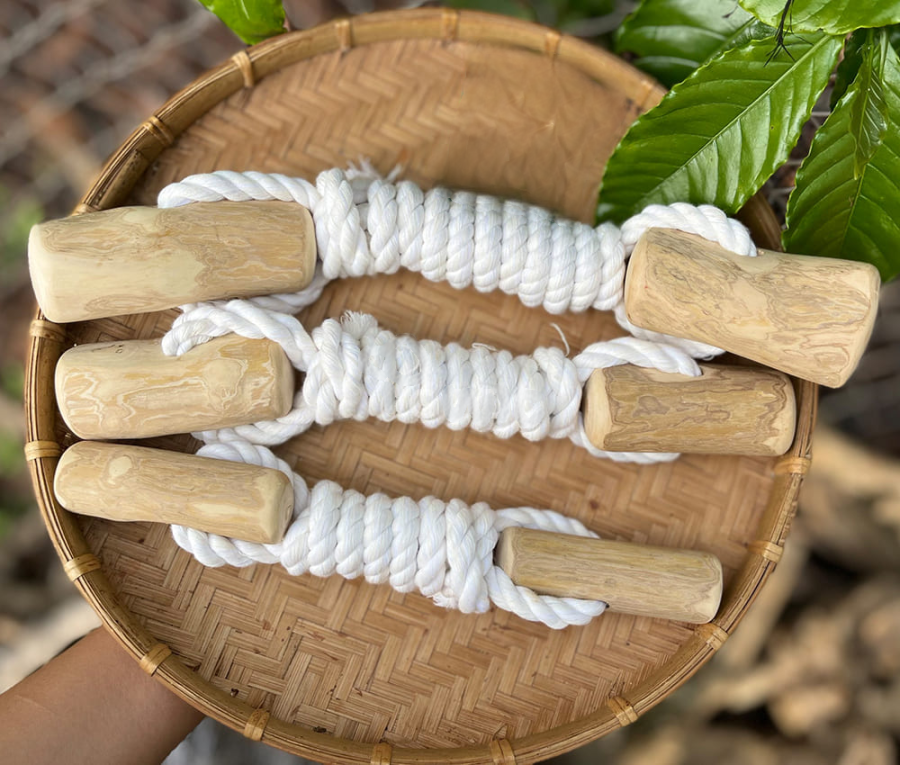 Coffee Wood Tug