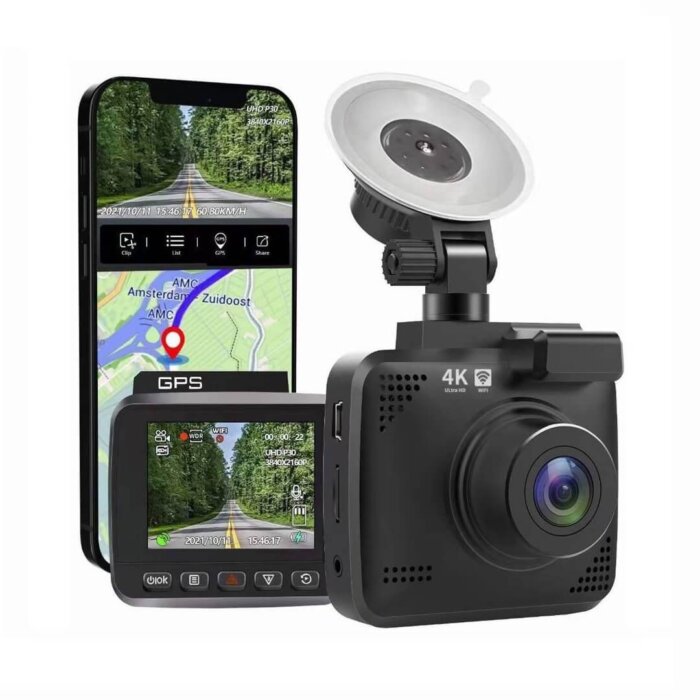 Una cámara de vehículo compacta montada en el parabrisas, mostrando su diseño discreto y lente gran angular.