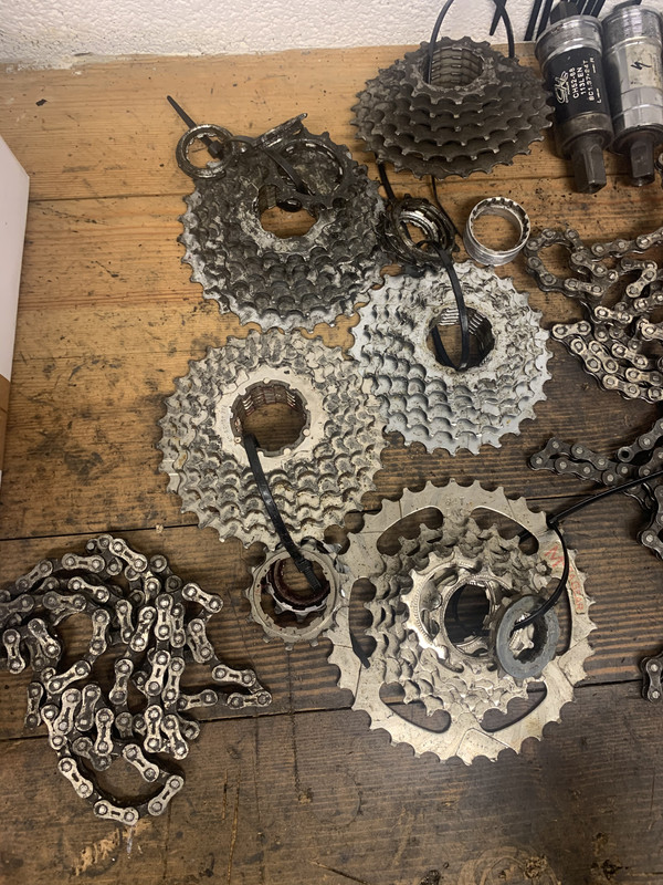 3C1C09CC-DF93-4A1C-961A-B5D94350D286