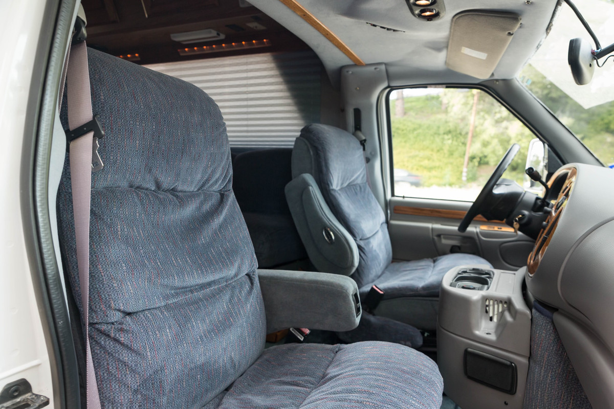 6954FA3B-D9BD-4713-ACFB-AE9C19041CCD