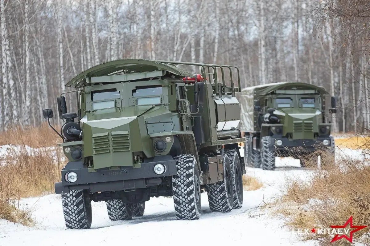factory-uparmoured-ural-trucks-v0-o4voazdlh62e1.webp