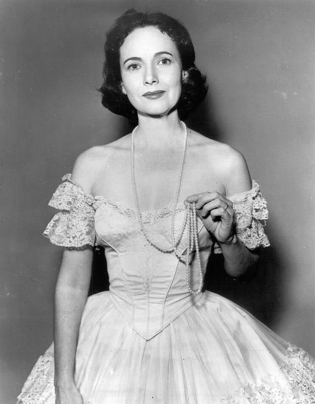 Teresa_Wright_a45