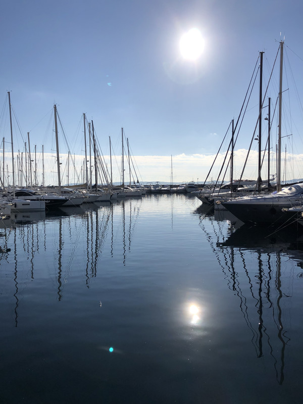 134DFE23-7140-45C5-BC55-ADFA8EAD5E1C