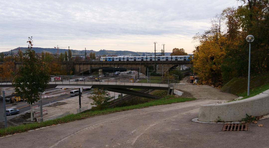 [Bild: 011125-113159-467b.jpg]