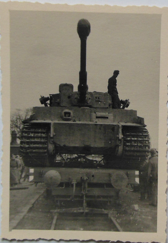 Panzer Manöver & Kaserne 12 photos Wehrmacht Tan