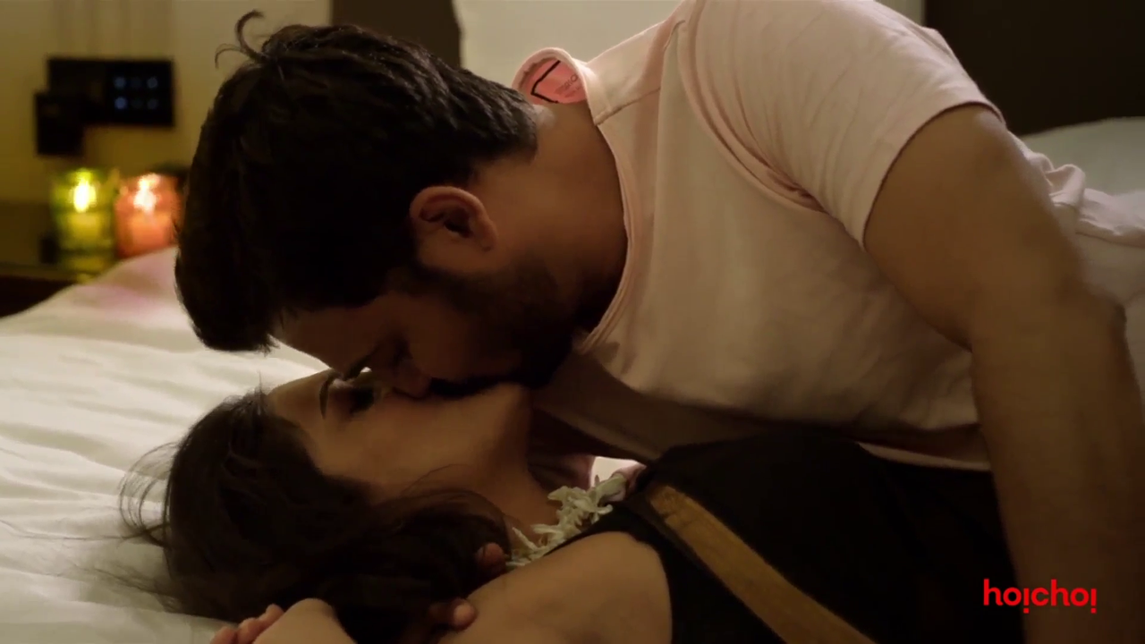 [Image: vlcsnap-2020-05-19-20h35m17s319.png]